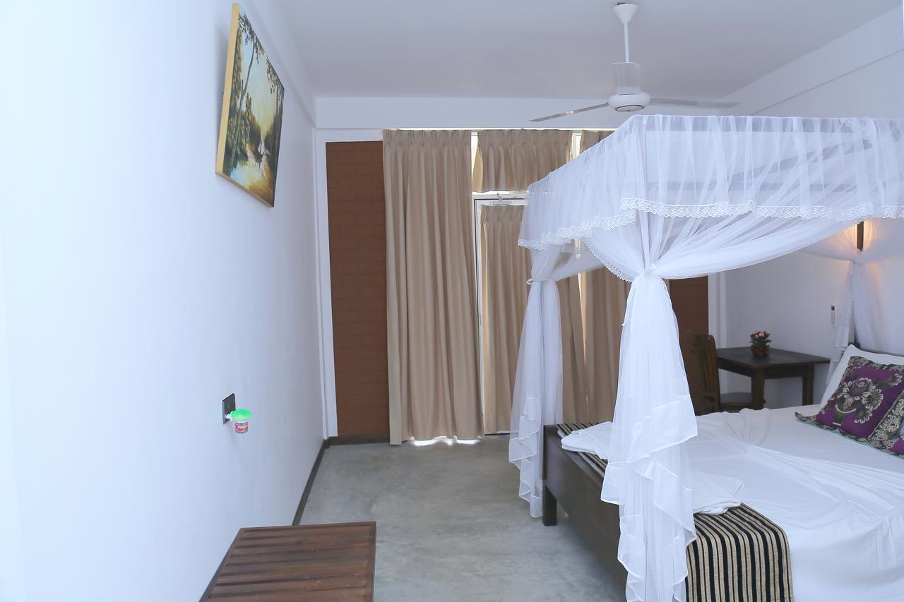 Sigiriya Rock Hide Hotel Exterior foto