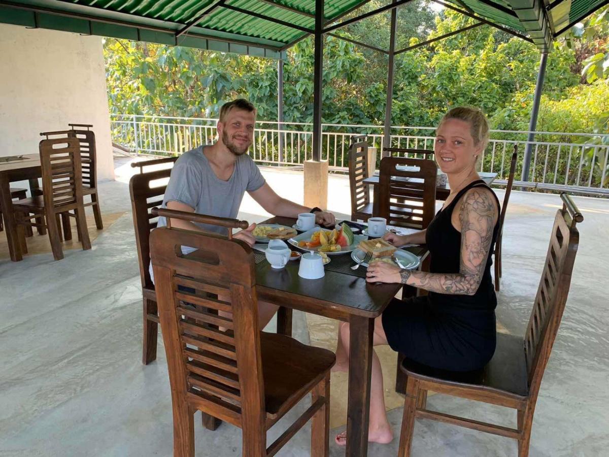 Sigiriya Rock Hide Hotel Exterior foto